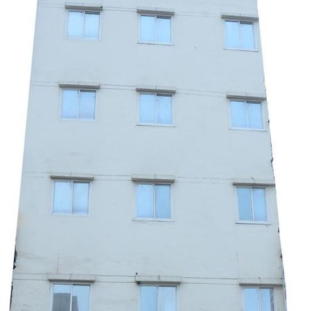 Oyo 15242 Hotel Rathi Palace Divisione di Divisione di Jaipur Esterno foto