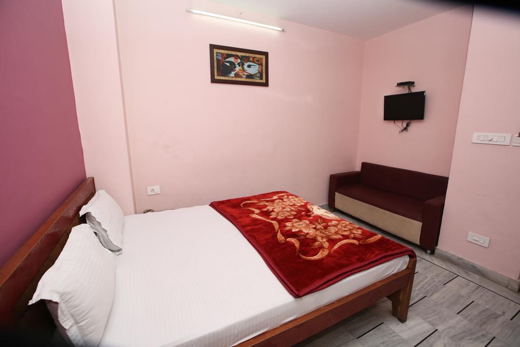 Oyo 15242 Hotel Rathi Palace Divisione di Divisione di Jaipur Esterno foto